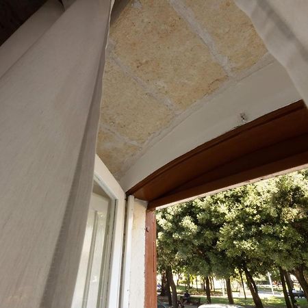 B&B La Finestra Sui Giardini サンテーラモ・イン・コッレ エクステリア 写真